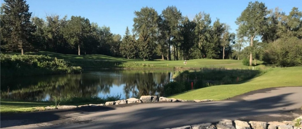 Kirkness and Bruce Tied For The Lead at PING Club Professional Championship