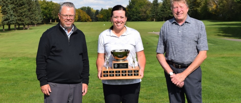 Rogers Rolls to Repeat at 2019 Ladies’ Championship