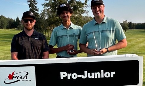 Highlands Van Amsterdam & Marshall Capture Nike Golf Pro-Junior