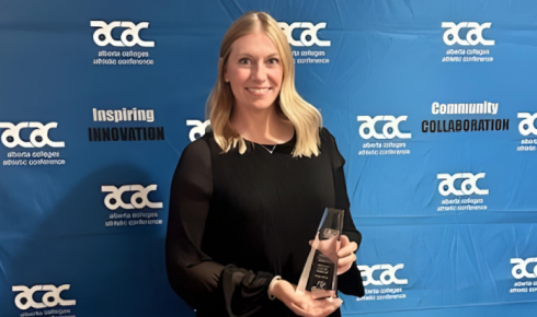 Kim Valleau Swings into the Hall of Fame