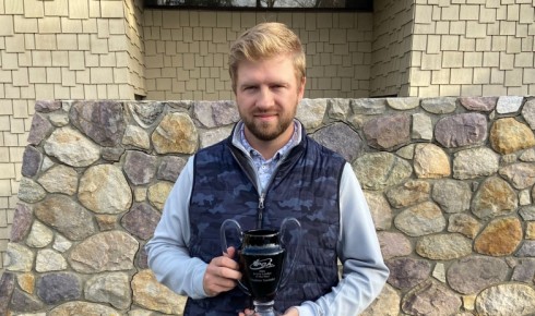 Stephen Yanitski Named Junior Leader of the Year